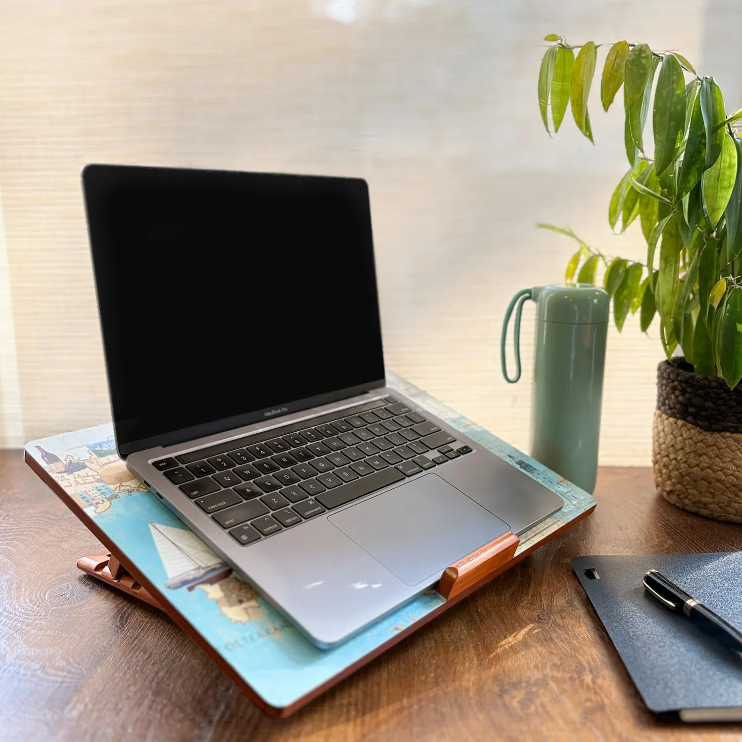 Light House Laptop Stand