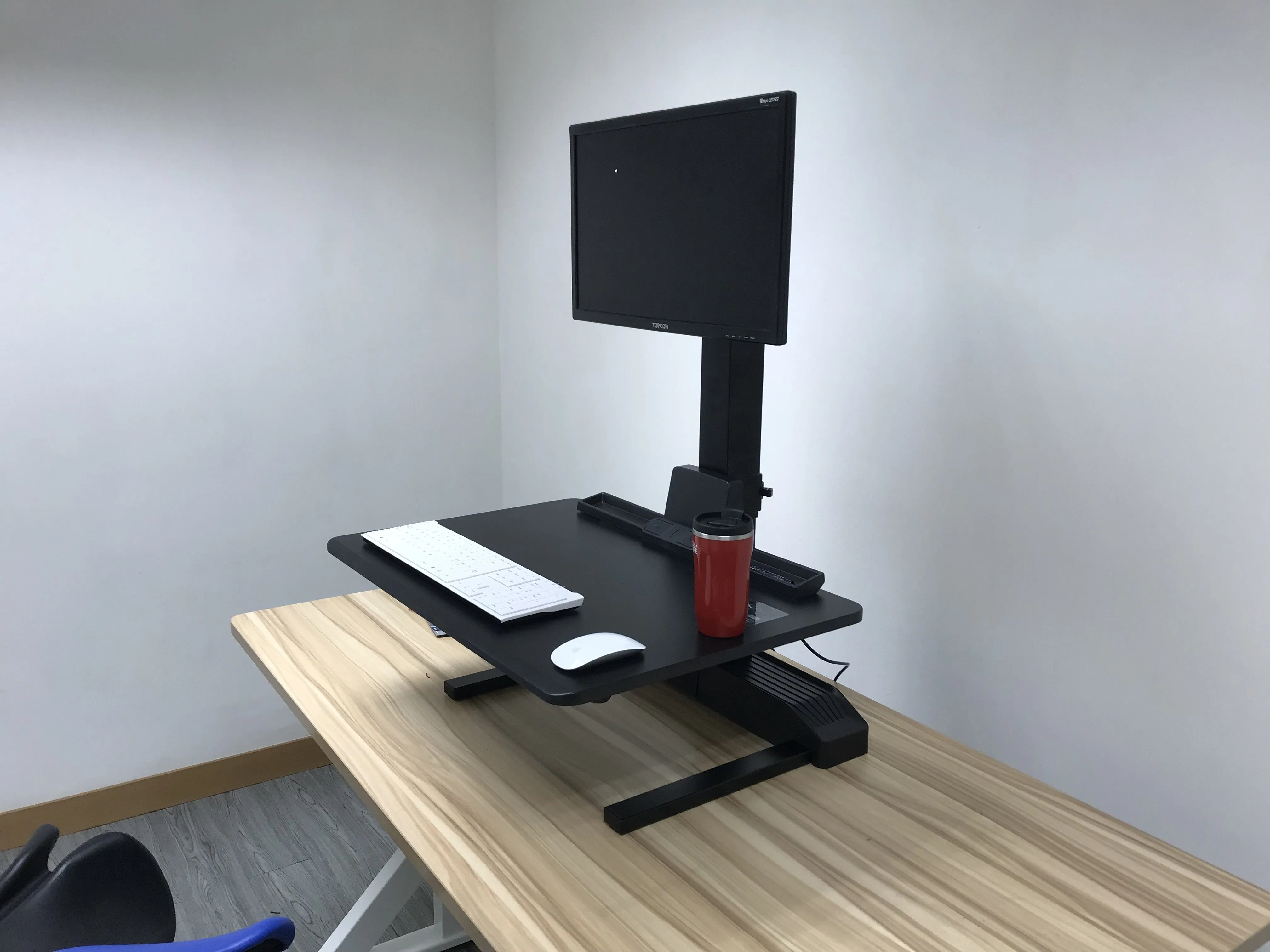 Single 17"-32" Monitor Mount Electric Ergonomic Height Adjustable Sit-Stand Desk Converter Workstation - Black