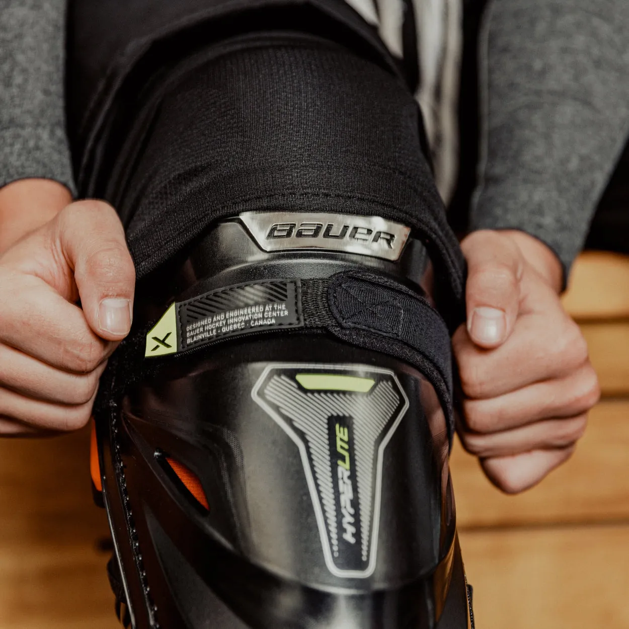 VAPOR HYPERLITE SHIN GUARD  SENIOR